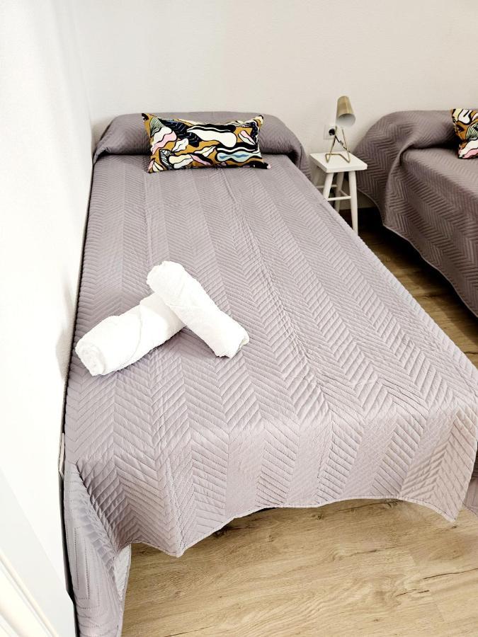 Apartamento Familiar En Triana Sevilla Exterior foto
