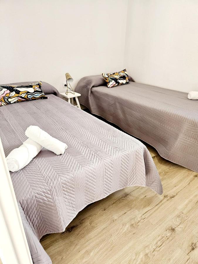 Apartamento Familiar En Triana Sevilla Exterior foto